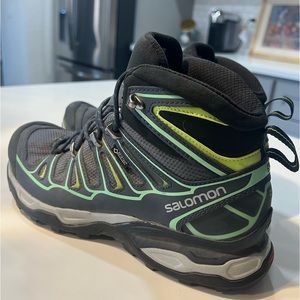 Women’s Salomon Hiking Boots